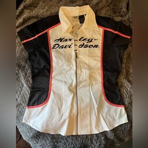 NWT…Harley Davidson Women’s Zip front Colorblock Top